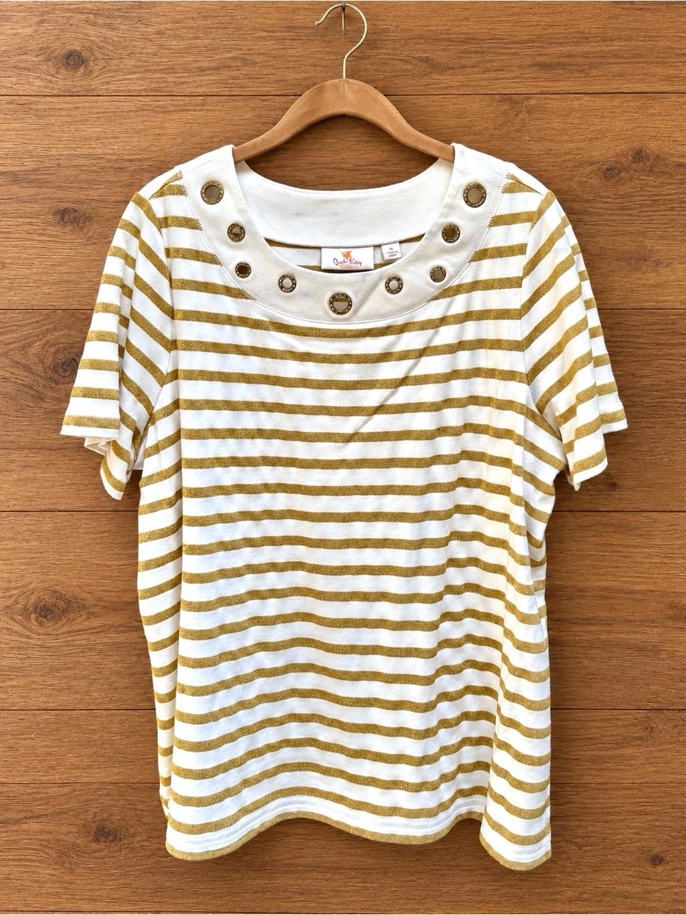 Quacker Factory Women's XL Gold Striped Short Sleeve T-Shirt